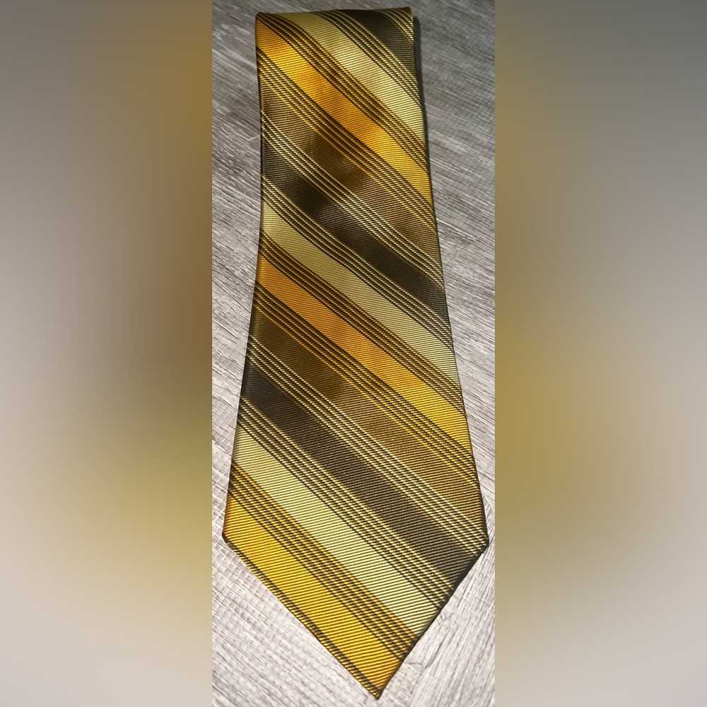 Regalon Tie